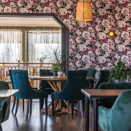 Hotell Kung Goesta By First Mora Buitenkant foto