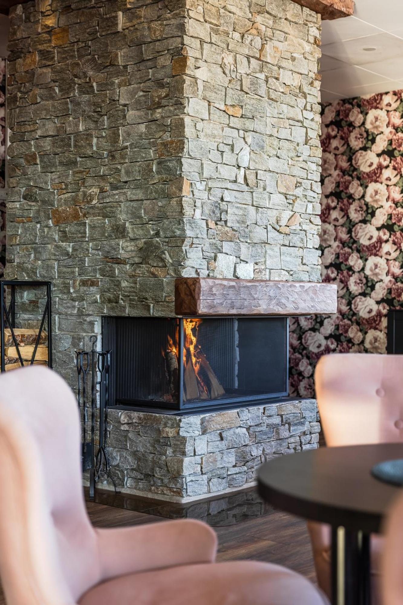 Hotell Kung Goesta By First Mora Buitenkant foto