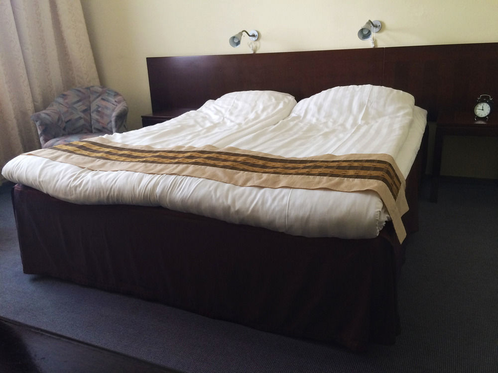 Hotell Kung Goesta By First Mora Buitenkant foto
